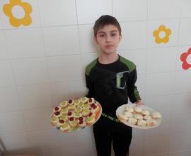 Ochutnávka sýrů, připravujeme jednohubky - 3. r.
